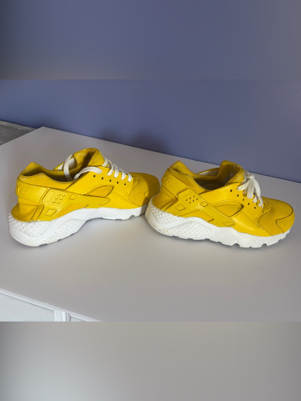 Nike Kids Yellow Air Huaraches